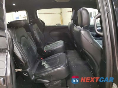 Zdjęcie 11 z 12 samochodu: 2018 CHRYSLER PACIFICA TOURING L VIN:2C4RC1BG3JR322315 - miniatura