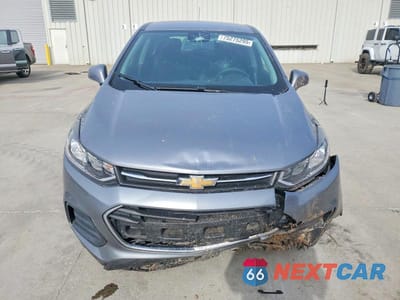 Piąte zdjęcie samochodu w środku: 2020 CHEVROLET TRAX LS VIN:3GNCJKSB2LL341497 - miniatura