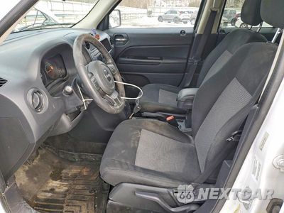Zdjęcie 7 z 13 samochodu: 2014 JEEP PATRIOT LATITUDE VIN:1C4NJRFB3ED616825 - miniatura