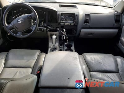 Zdjęcie 8 z 14 samochodu: 2012 TOYOTA SEQUOIA LIMITED VIN:5TDKY5G13CS041768 - miniatura