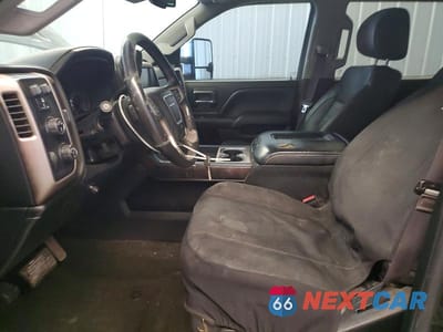 Zdjęcie 7 z 12 samochodu: 2016 GMC SIERRA K2500 DENALI VIN:1GT12UE86GF100213 - miniatura