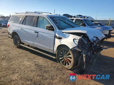 Czwarte zdjęcie samochodu z boku: 2021 LINCOLN NAVIGATOR L RESERVE VIN:5LMJJ3LT9MEL19200 - miniatura