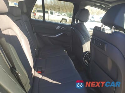Zdjęcie 11 z 14 samochodu: 2019 BMW X5 XDRIVE40I VIN:5UXCR6C55KLL12697 - miniatura