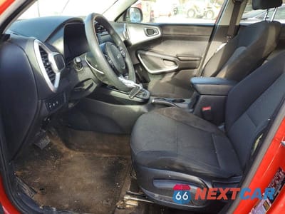 Zdjęcie 7 z 12 samochodu: 2023 KIA SOUL LX VIN:KNDJ23AU4P7201757 - miniatura