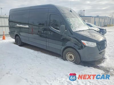 Czwarte zdjęcie samochodu z boku: 2021 MERCEDES BENZ SPRINTER 2500 DELIVERY VAN VIN:W1W40CHY3MT052969 - miniatura