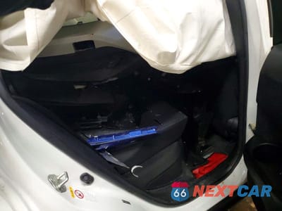 Zdjęcie 11 z 12 samochodu: 2019 TOYOTA C-HR XLE VIN:JTNKHMBX8K1041486 - miniatura