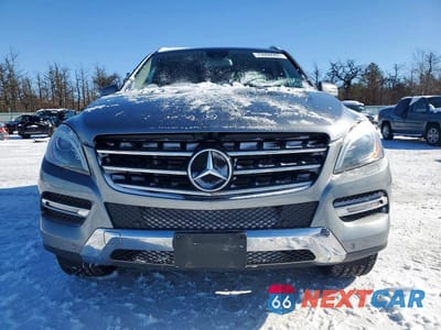 Piąte zdjęcie samochodu w środku: 2012 MERCEDES-BENZ ML 350 BLUETEC VIN:4JGDA2EB5CA079101 - miniatura