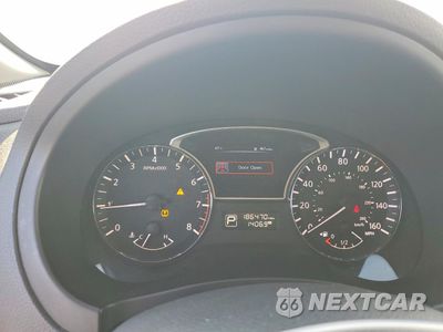 Zdjęcie 9 z 12 samochodu: 2015 NISSAN ALTIMA 2.5 VIN:1N4AL3AP5FC102481 - miniatura