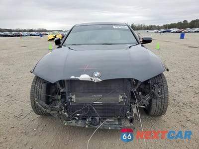 Piąte zdjęcie samochodu w środku: 2022 BMW 330I VIN:3MW5R1J08N8C55540 - miniatura
