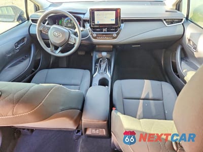 Zdjęcie 8 z 13 samochodu: 2026 TOYOTA COROLLA HYBRID LE VIN:JTDBCMFE8T3119217 - miniatura