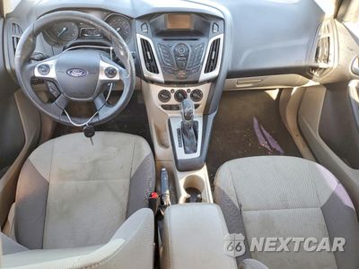Zdjęcie 8 z 13 samochodu: 2014 FORD FOCUS SE VIN:1FADP3F29EL416292 - miniatura