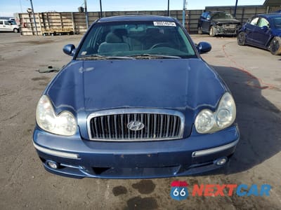 Piąte zdjęcie samochodu w środku: 2003 HYUNDAI SONATA GLS VIN:KMHWF35H73A854860 - miniatura