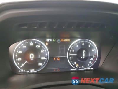 Zdjęcie 9 z 13 samochodu: 2019 VOLVO XC90 VIN:YV4A22PL5K1465281 - miniatura