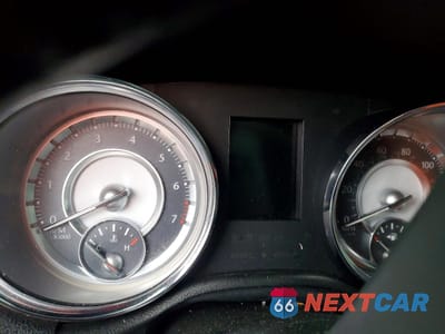 Zdjęcie 9 z 12 samochodu: 2012 CHRYSLER 300 VIN:2C3CCAAGXCH313048 - miniatura