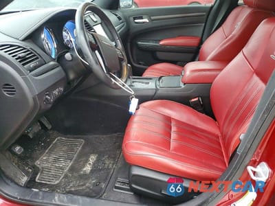 Zdjęcie 7 z 12 samochodu: 2013 CHRYSLER 300 S VIN:2C3CCABT8DH557911 - miniatura