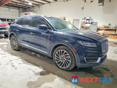 Czwarte zdjęcie samochodu z boku: 2019 LINCOLN NAUTILUS RESERVE VIN:2LMPJ6L9XKBL13793 - miniatura