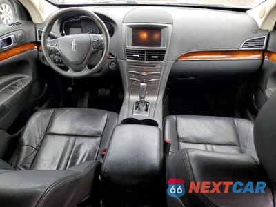 Zdjęcie 8 z 12 samochodu: 2015 LINCOLN TOWNHOUSE MKT VIN:2LMHJ5FK4FBL04266 - miniatura