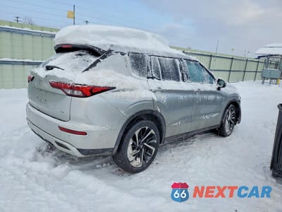 Trzecie zdjęcie samochodu z tyłu: 2022 MITSUBISHI OUTLANDER SE VIN:JA4J4UA86NZ009979 - miniatura