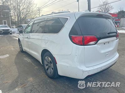 Drugie zdjęcie samochodu z przodu: 2017 CHRYSLER PACIFICA EHYBRID PLATINUM VIN:2C4RC1N77HR689434 - miniatura