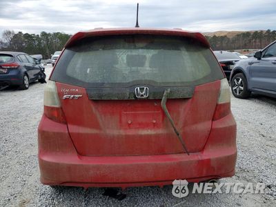 Zdjęcie 6 z 12 samochodu: 2013 HONDA FIT SPORT VIN:JHMGE8H54DC026988 - miniatura