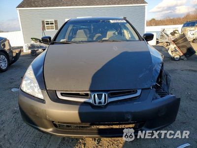 Piąte zdjęcie samochodu w środku: 2004 HONDA ACCORD LX VIN:1HGCM563X4A158895 - miniatura