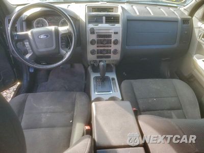 Zdjęcie 8 z 11 samochodu: 2009 FORD ESCAPE XLT VIN:1FMCU93G29KC38900 - miniatura