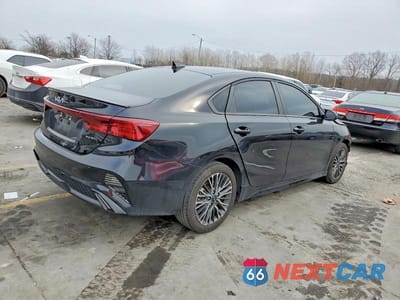 Trzecie zdjęcie samochodu z tyłu: 2024 KIA FORTE VIN:3KPF54AD2RE830097 - miniatura