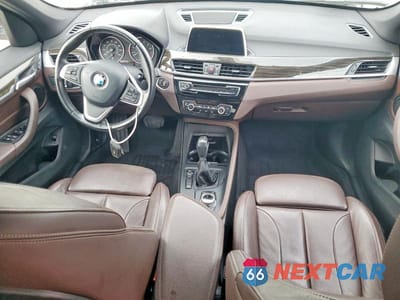 Zdjęcie 8 z 13 samochodu: 2018 BMW X1 XDRIVE28I VIN:WBXHT3C33J5F91131 - miniatura