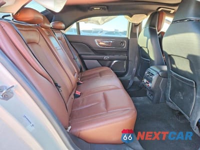 Zdjęcie 10 z 12 samochodu: 2019 LINCOLN CONTINENTAL RESERVE VIN:1LN6L9RP2K5607525 - miniatura