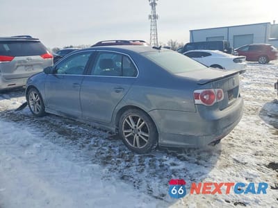 Drugie zdjęcie samochodu z przodu: 2005 VOLKSWAGEN NEW JETTA 2.5L OPTION PACKAGE 2 VIN:3VWDF71K35M646790 - miniatura