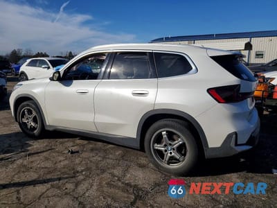 Drugie zdjęcie samochodu z przodu: 2023 BMW X1 XDRIVE28I VIN:WBX73EF09P5X46327 - miniatura