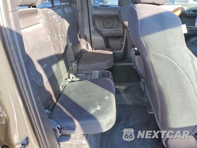Zdjęcie 10 z 11 samochodu: 2019 TOYOTA TACOMA ACCESS CAB VIN:5TFSZ5AN2KX172787 - miniatura