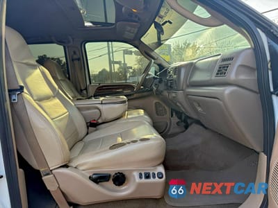 Piąte zdjęcie samochodu w środku: 2004 FORD F350 SRW SUPER DUTY VIN:1FTSW31P74ED34393 - miniatura