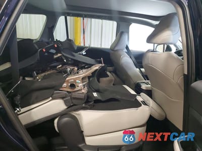 Zdjęcie 10 z 13 samochodu: 2024 TOYOTA GRAND HIGHLANDER XLE VIN:5TDAAAB53RS059442 - miniatura