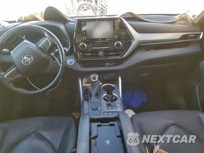 Zdjęcie 8 z 13 samochodu: 2021 TOYOTA HIGHLANDER HYBRID LIMITED VIN:5TDYARAH8MS007323 - miniatura
