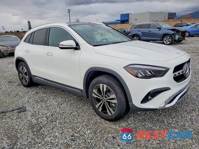 Czwarte zdjęcie samochodu z boku: 2025 MERCEDES-BENZ GLA 250 VIN:W1N4N4GB2SJ710265 - miniatura