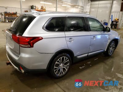 Trzecie zdjęcie samochodu z tyłu: 2017 MITSUBISHI OUTLANDER GT VIN:JA4JZ4AX1HZ031871 - miniatura