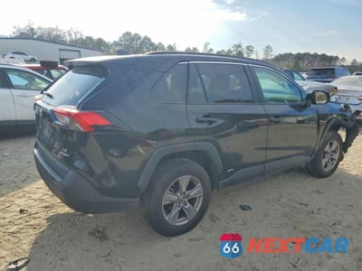 Trzecie zdjęcie samochodu z tyłu: 2024 TOYOTA RAV4 LE VIN:4T3MWRFV6RU144605 - miniatura