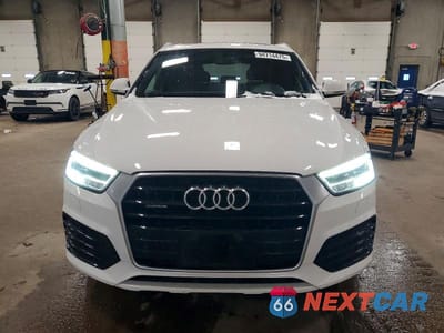 Piąte zdjęcie samochodu w środku: 2018 AUDI Q3 PREMIUM PLUS VIN:WA1JCCFS8JR023619 - miniatura