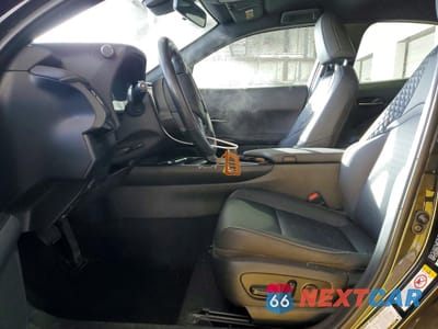 Zdjęcie 7 z 13 samochodu: 2019 LEXUS UX 200 BASE VIN:JTHY3JBH2K2013387 - miniatura