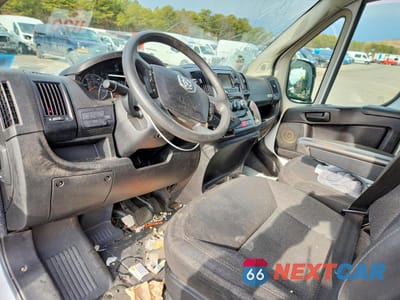Zdjęcie 8 z 14 samochodu: 2019 RAM PROMASTER 3500 DELIVERY VAN VIN:3C6URVJG3KE519626 - miniatura