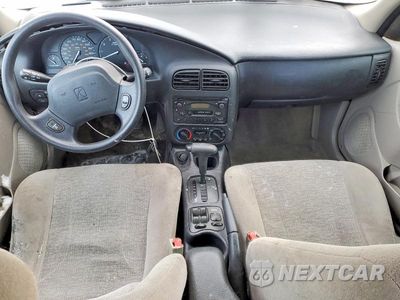 Zdjęcie 8 z 13 samochodu: 2001 SATURN SL2 VIN:1G8ZK52781Z334972 - miniatura
