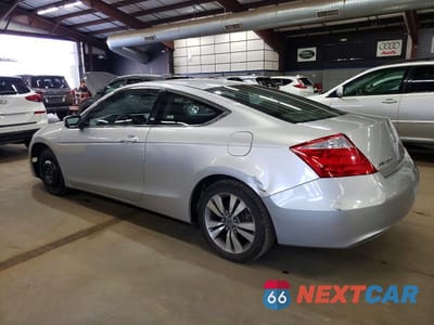 Drugie zdjęcie samochodu z przodu: 2010 HONDA ACCORD EXL VIN:1HGCS1B89AA011530 - miniatura