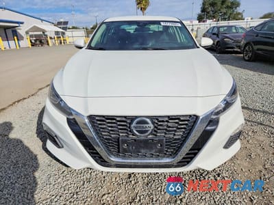 Piąte zdjęcie samochodu w środku: 2021 NISSAN ALTIMA S VIN:1N4BL4BV0MN382853 - miniatura