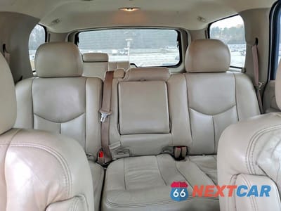 Zdjęcie 10 z 13 samochodu: 2005 GMC YUKON VIN:1GKEC13T35J133883 - miniatura