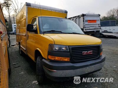 Czwarte zdjęcie samochodu z boku: 2022 GMC SAVANA G3500 - BOX TRUCK *** PRIOR FLEET *** VIN:1GD07RFP7N1164668 - miniatura