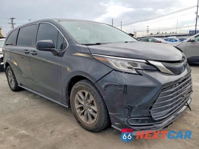 Czwarte zdjęcie samochodu z boku: 2023 TOYOTA SIENNA VIN:5TDKRKEC4PS146261 - miniatura
