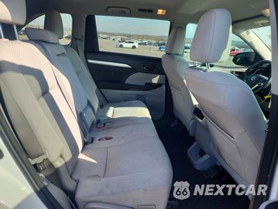 Zdjęcie 11 z 15 samochodu: 2016 TOYOTA HIGHLANDER LE VIN:5TDZKRFH0GS171891 - miniatura