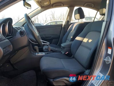 Zdjęcie 7 z 12 samochodu: 2005 MAZDA 3 I VIN:JM1BK32FX51275592 - miniatura