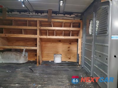 Zdjęcie 11 z 14 samochodu: 2017 GMC SAVANA G2500 VIN:1GTW7AFF4H1914099 - miniatura